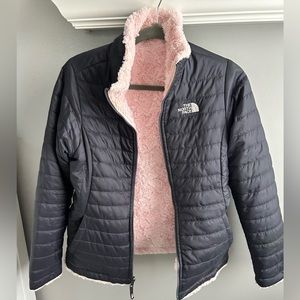 The North Face Girl’s Reversible Insulated Jacket, Size kids XL, grey/light pink